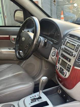 HYUNDAI SANTA FÉ 2.7 MPFI GLS V6 24V 200CV GASOLINA 4P AUTOMÁTICO HYUNDAI SANTA FÉ 2.7 MPFI GLS V6 24V 200CV GASOLINA 4P AUTOMÁTICO
